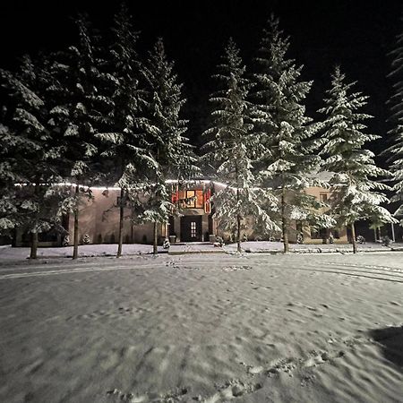 Чорна Вода Lazy ภายนอก รูปภาพ